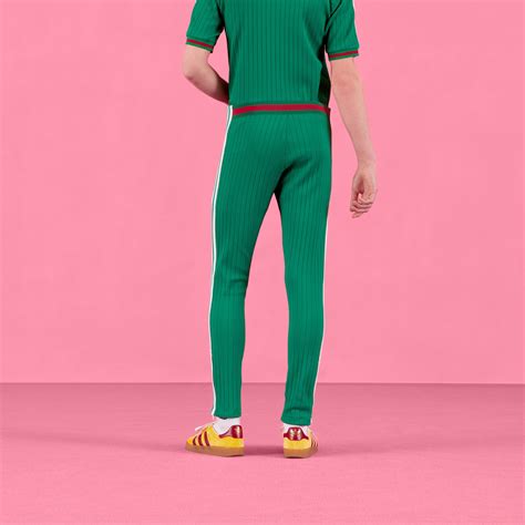 pantaloni sportivi gucci donna verde|Pantalone in jersey di cotone in verde .